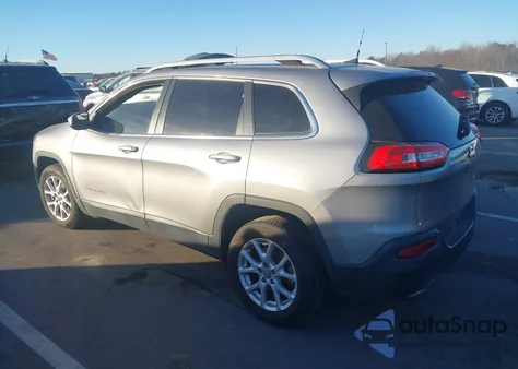 2015 Jeep Cherokee Latitude z USA, uszkodzony, nr VIN 1C4PJLCS0FW781831